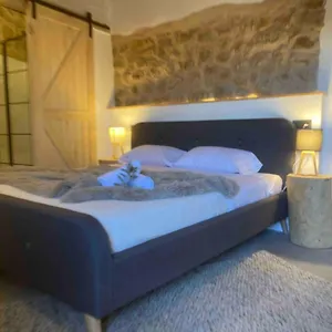 Castell De L'aguda Hotel
