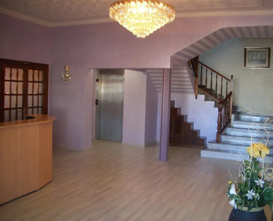 Hotel Pique Gandesa 0*,